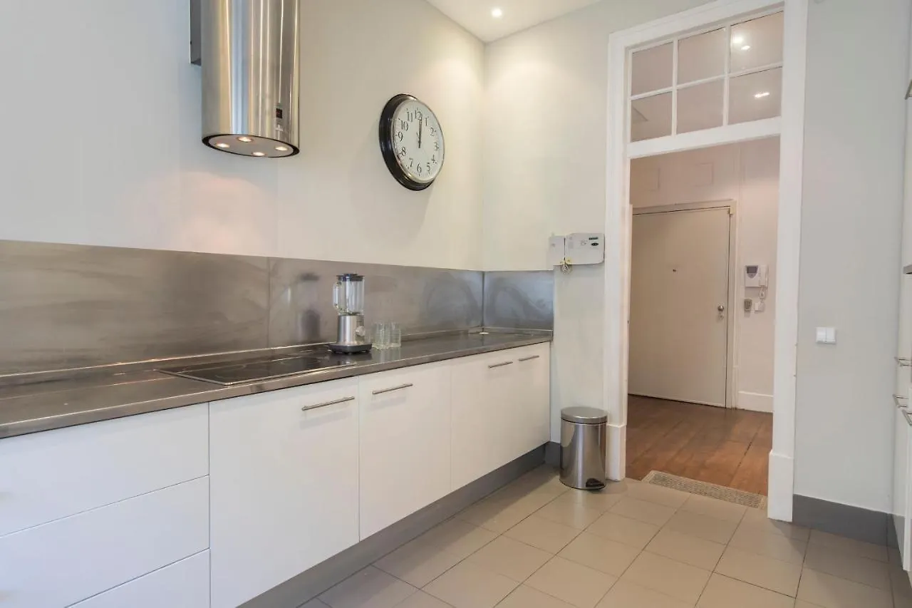 Apartment Lovelystay Lisbon Downtown Dom Duarte